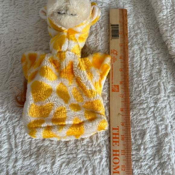 VTG fuzzy Plush Giraffe Hand Puppet imaginary play developmental toy - Picture 8 of 9
